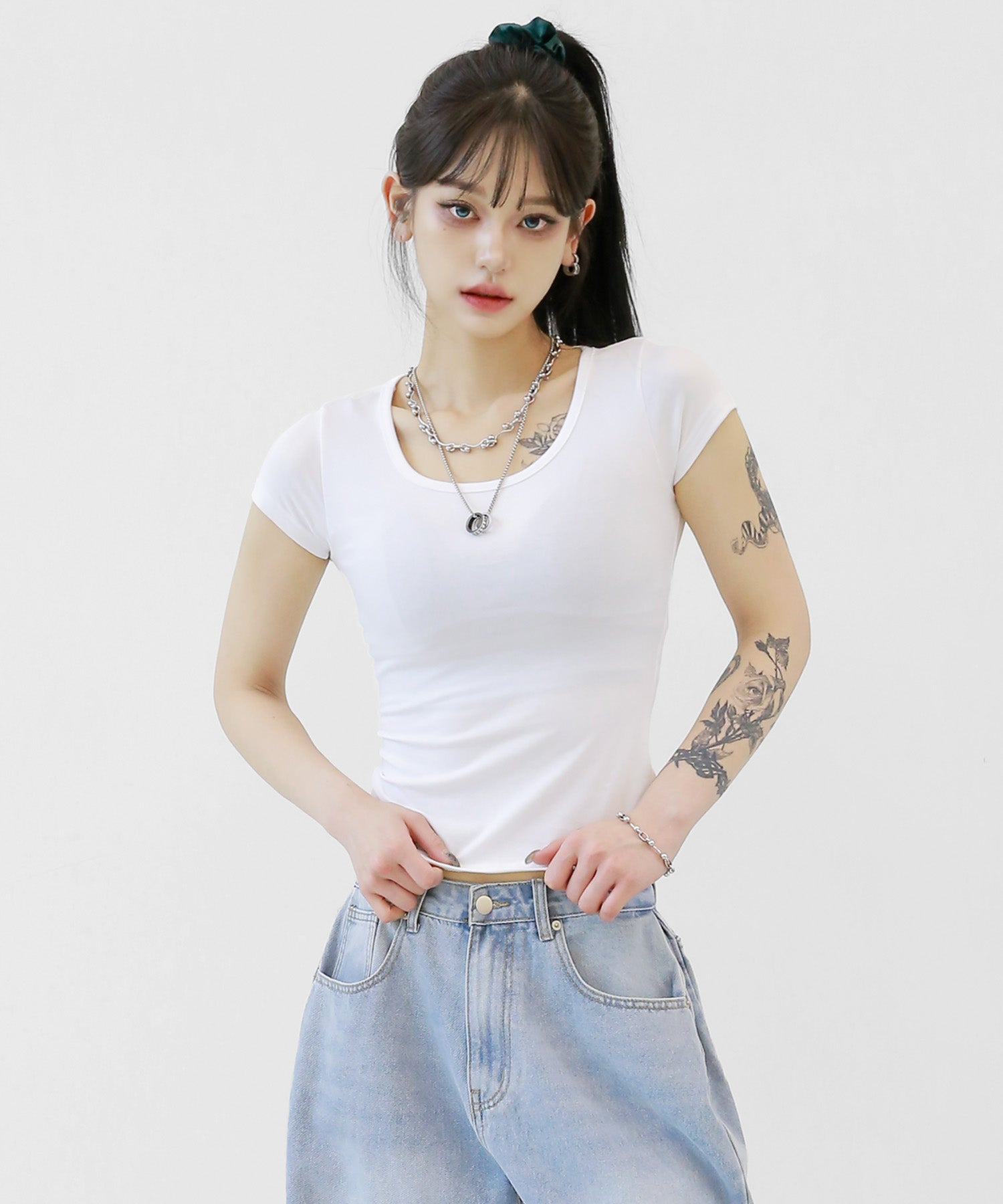 Essential Slim Fit Cropped Tee