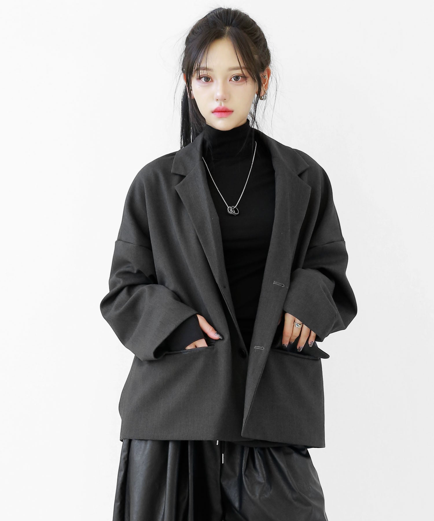 Loose tailored jacket