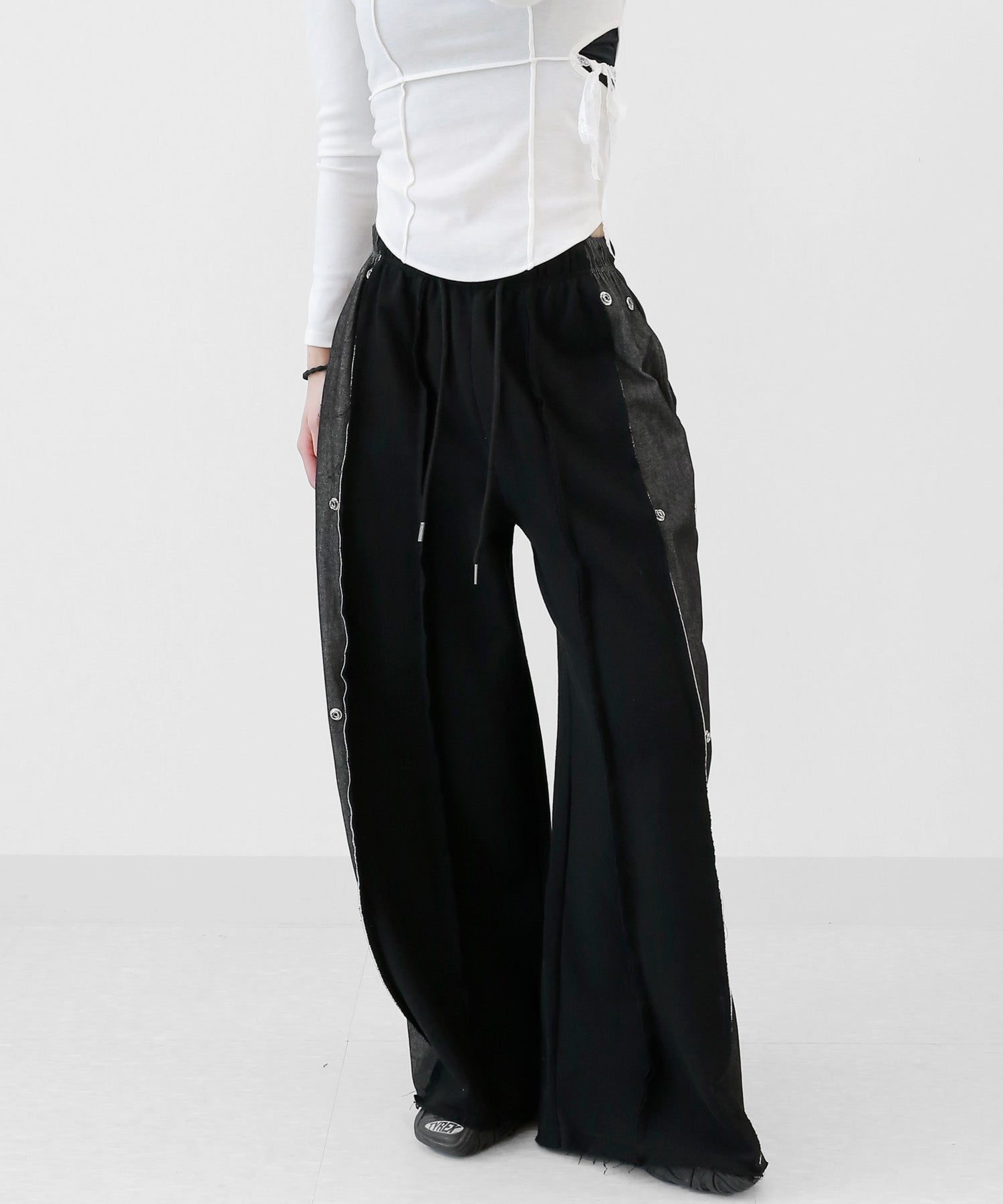 Mixed Fabric Wide-Leg Sweatpants
