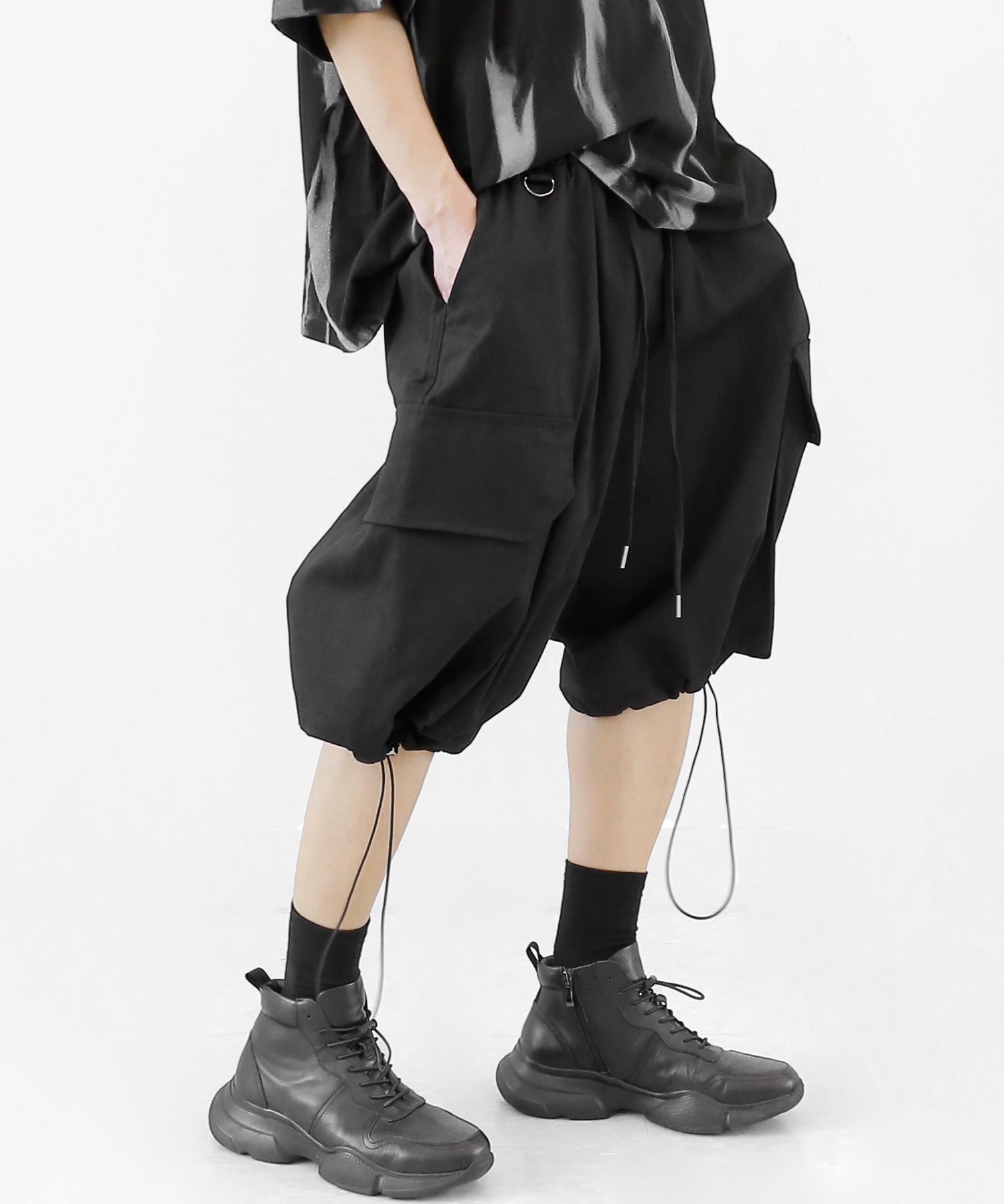 D-Ring Balloon Half Pants