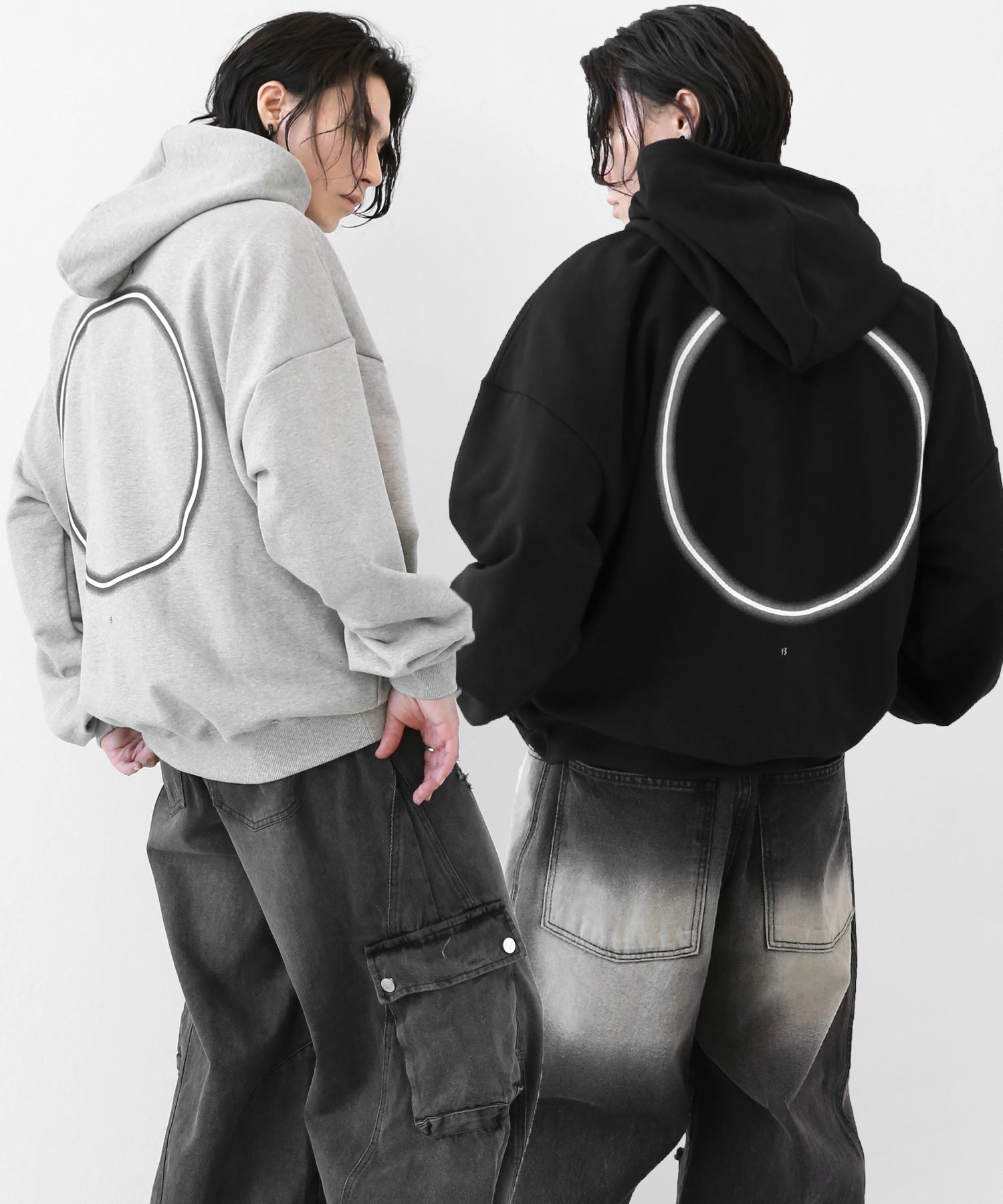 Monotone Big Circle Hoodie