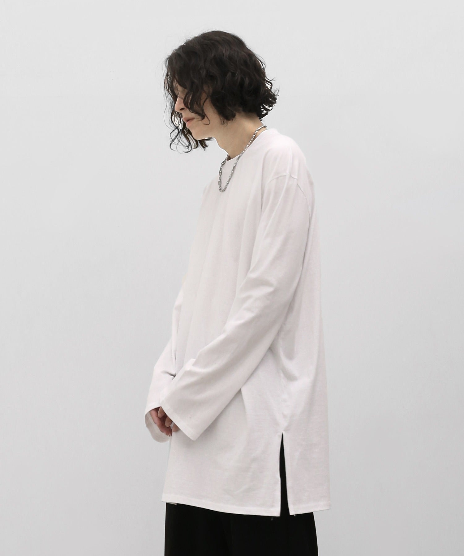 Basic layered long sleeve T-shirt