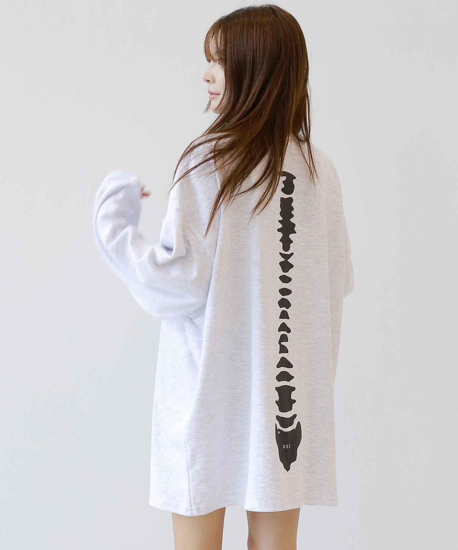 Spine Print Oversized Long Sleeve Tee