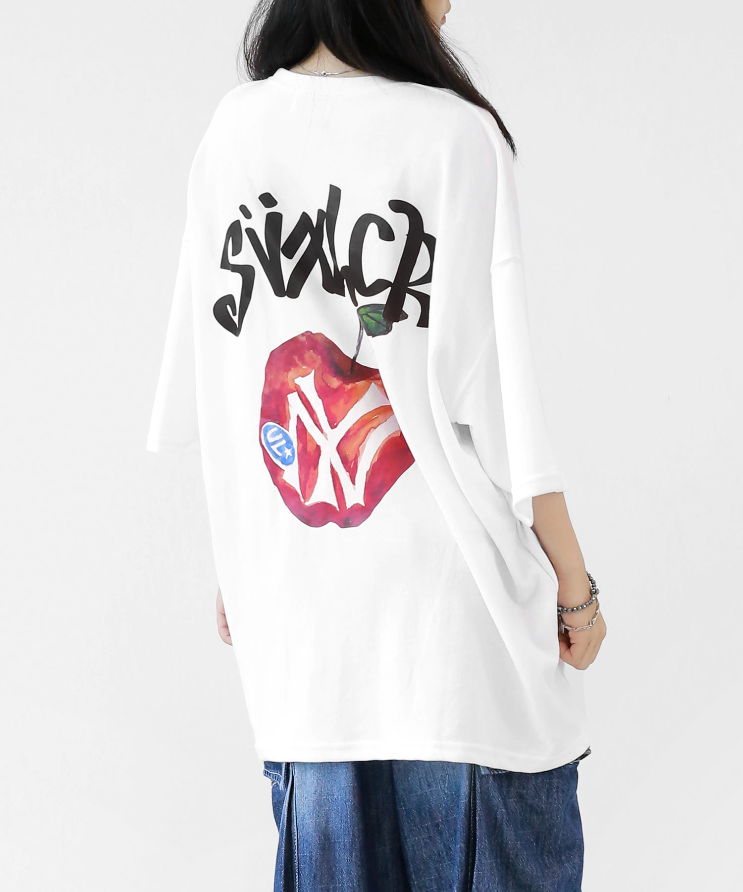 Big Apple Graphic T-Shirt