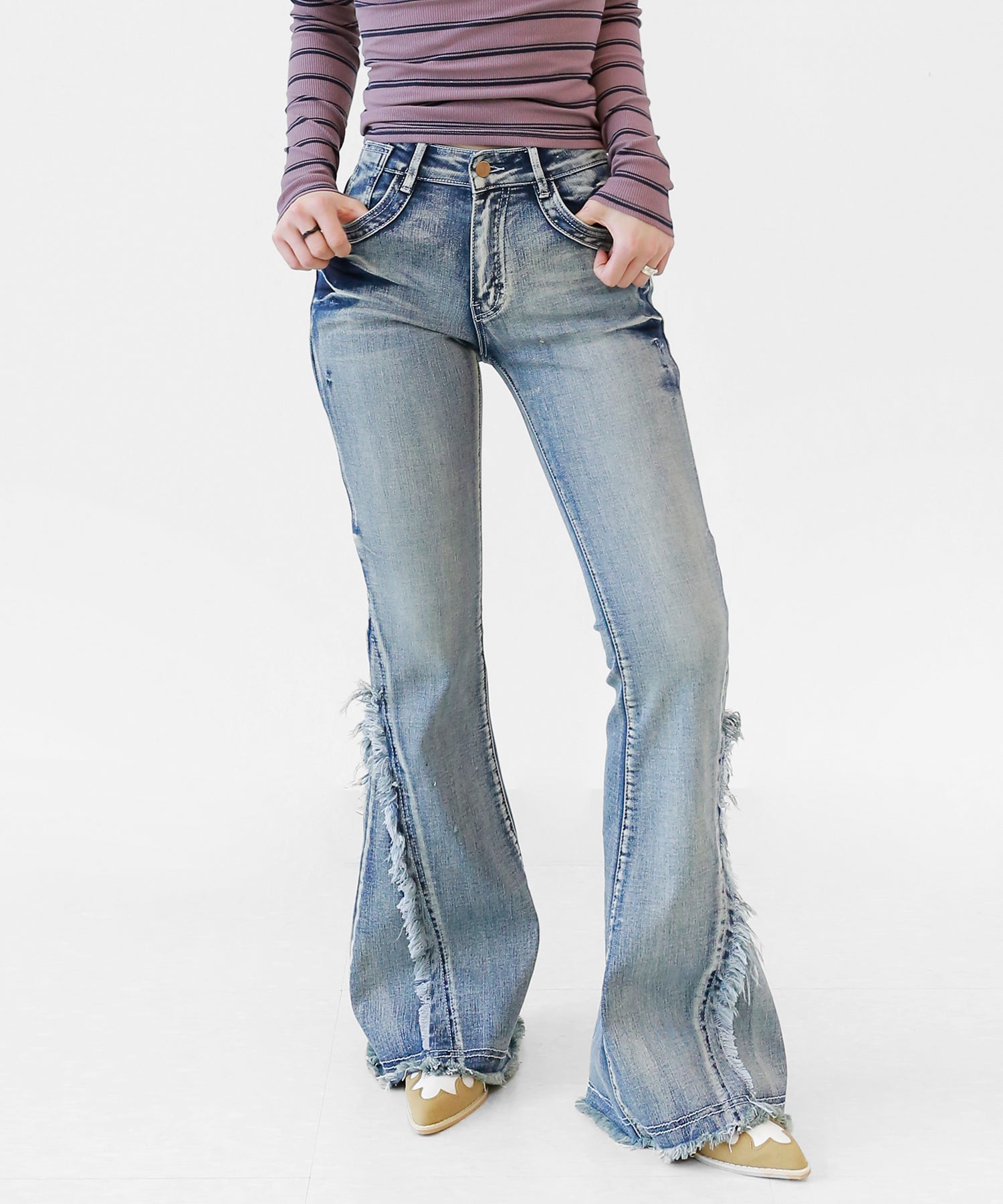 Cut-Off Slim Bootcut Denim Pants
