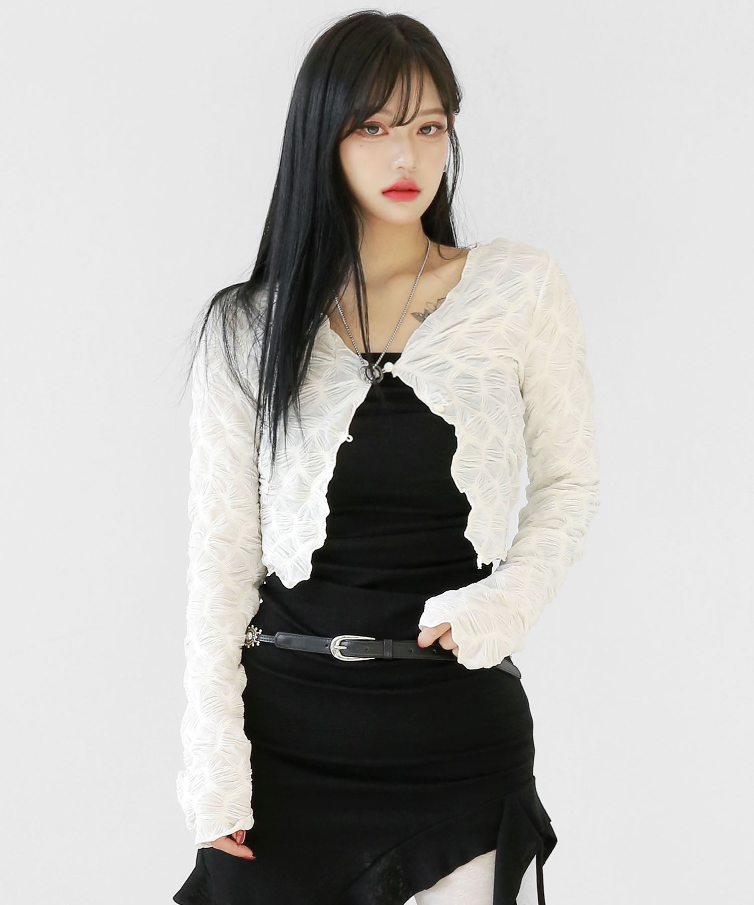 Wave-Textured Cropped Cardigan