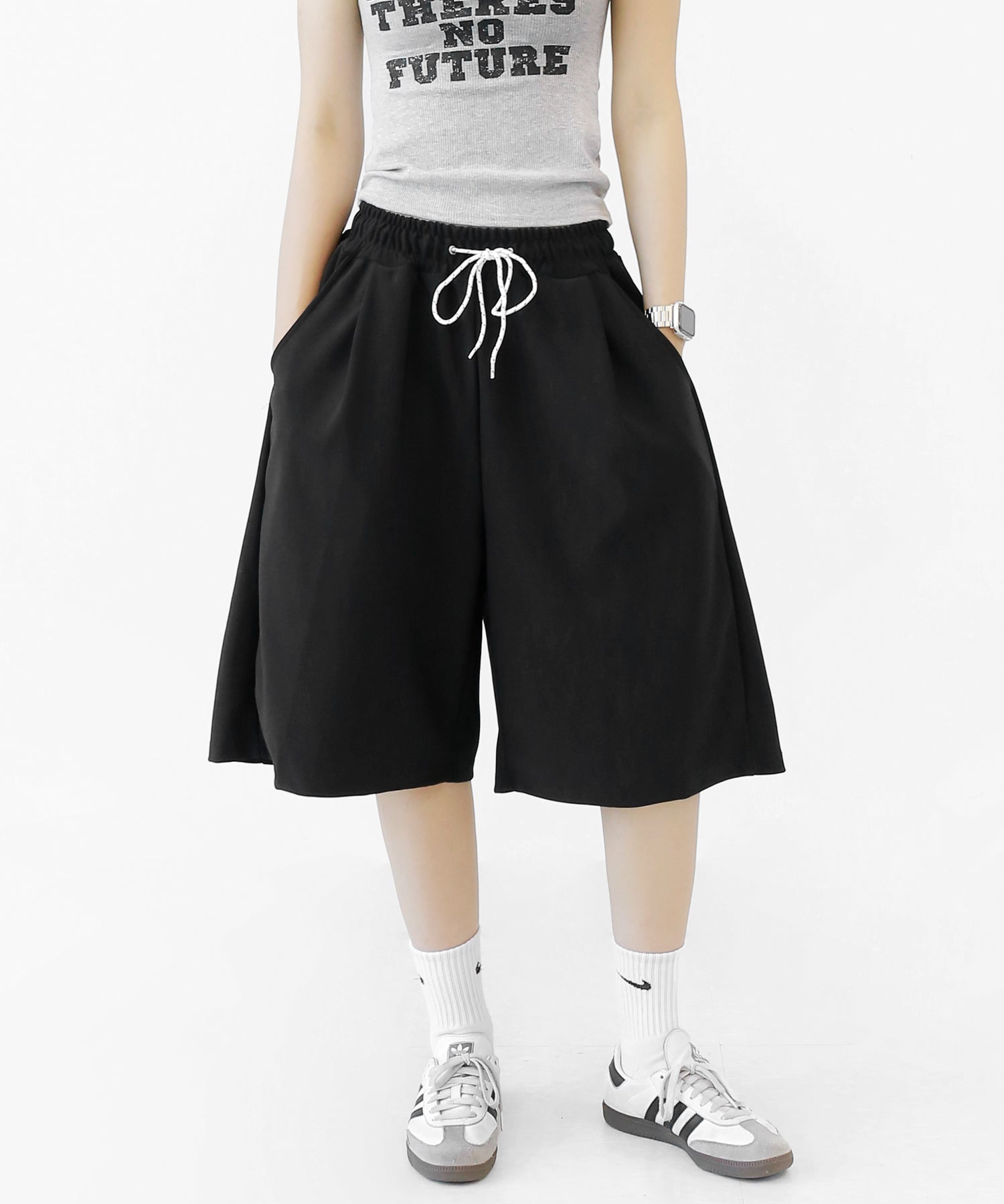 Smart Tuck Wide Shorts