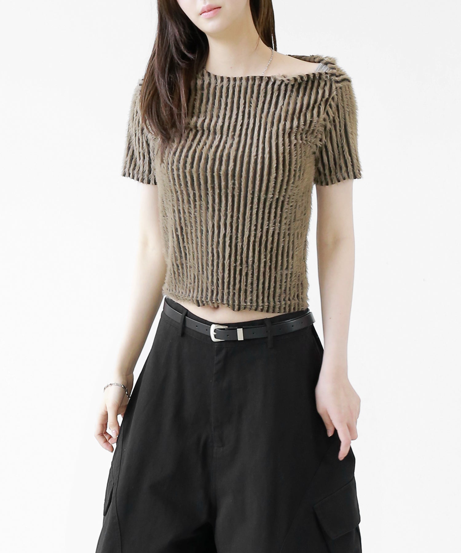 Airy Fuzzy Crop Top