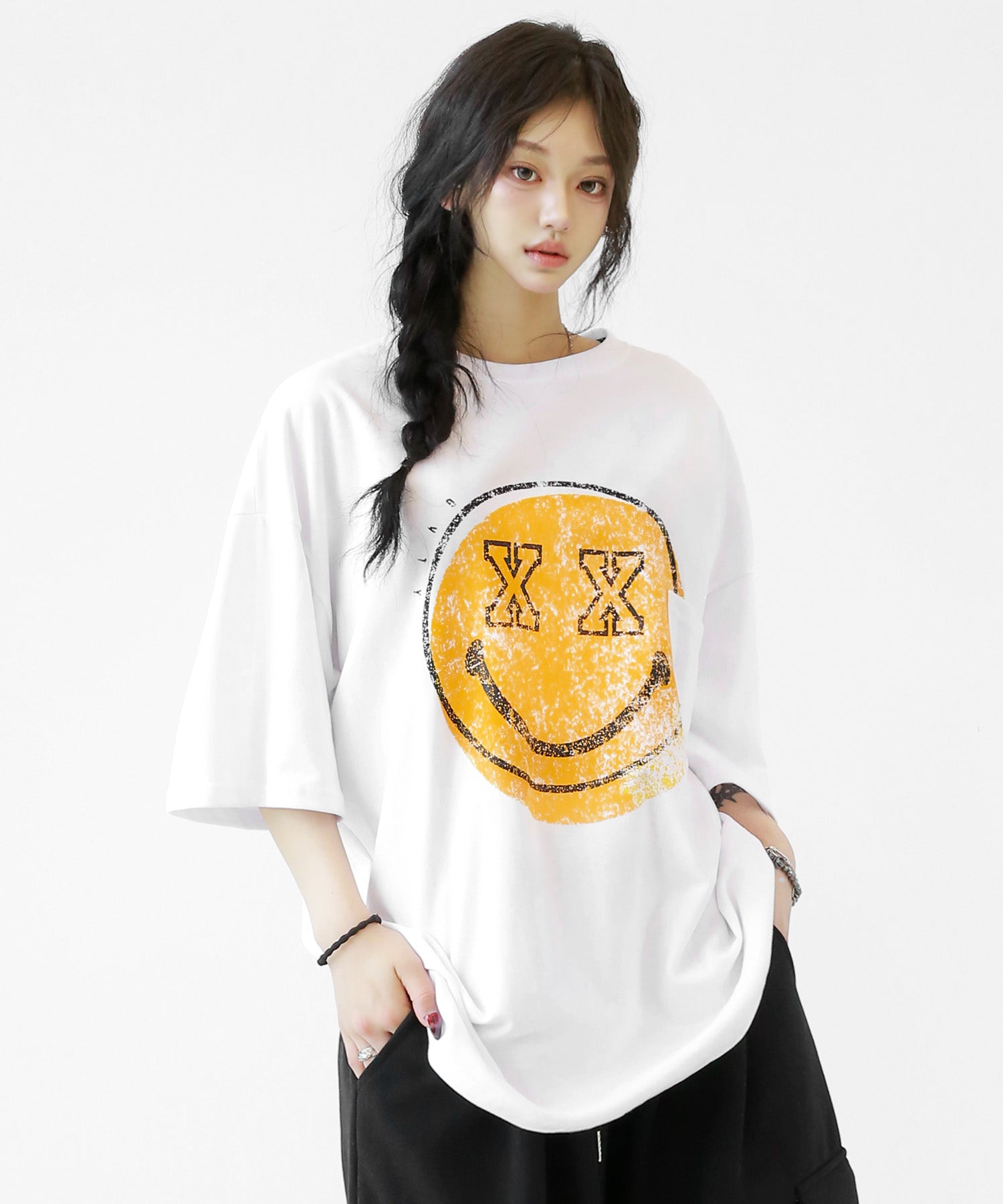 Vintage Smile Oversized Tee