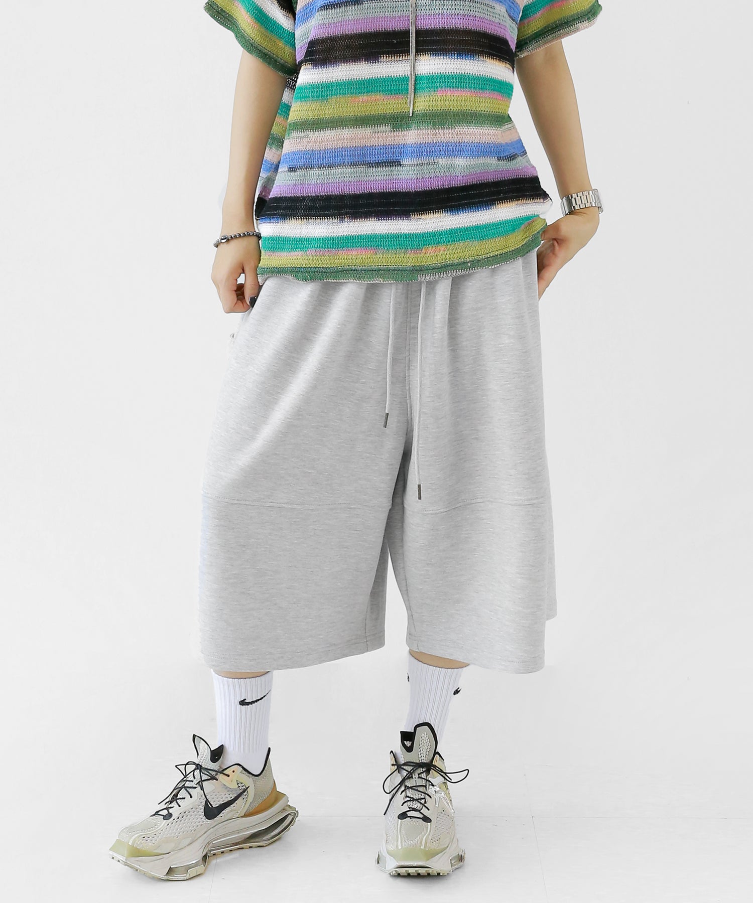 Horizontal Stitch Wide Bermuda Shorts