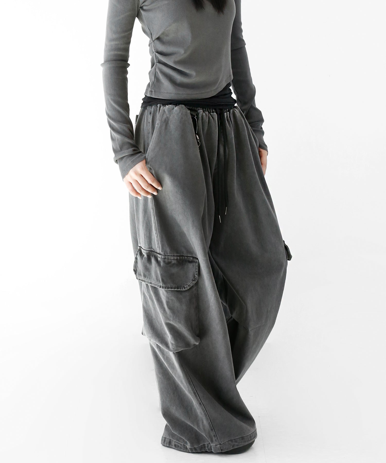 Washed Pigment Cargo Balloon Pants