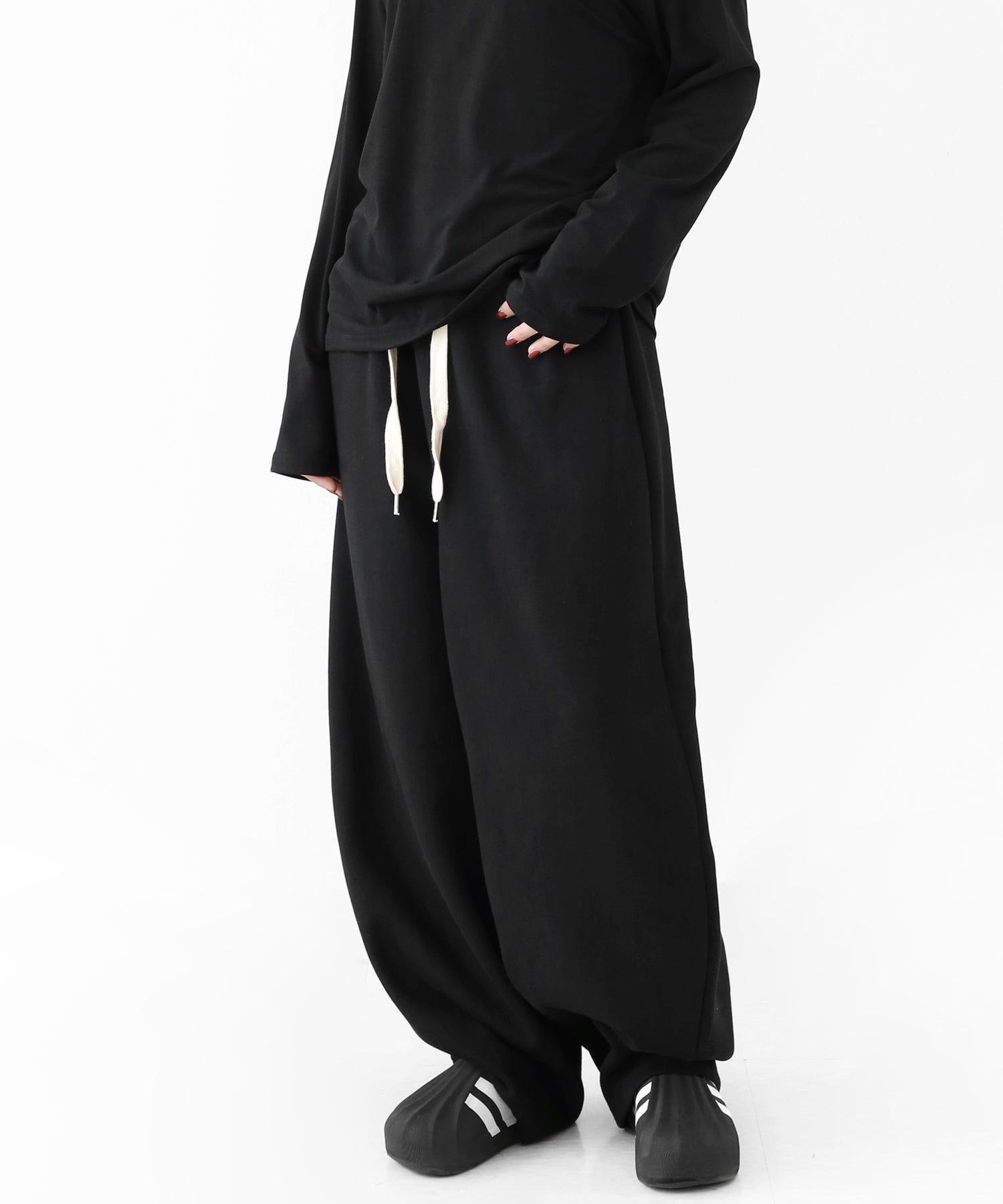 Balloon Fit Sweat Pants