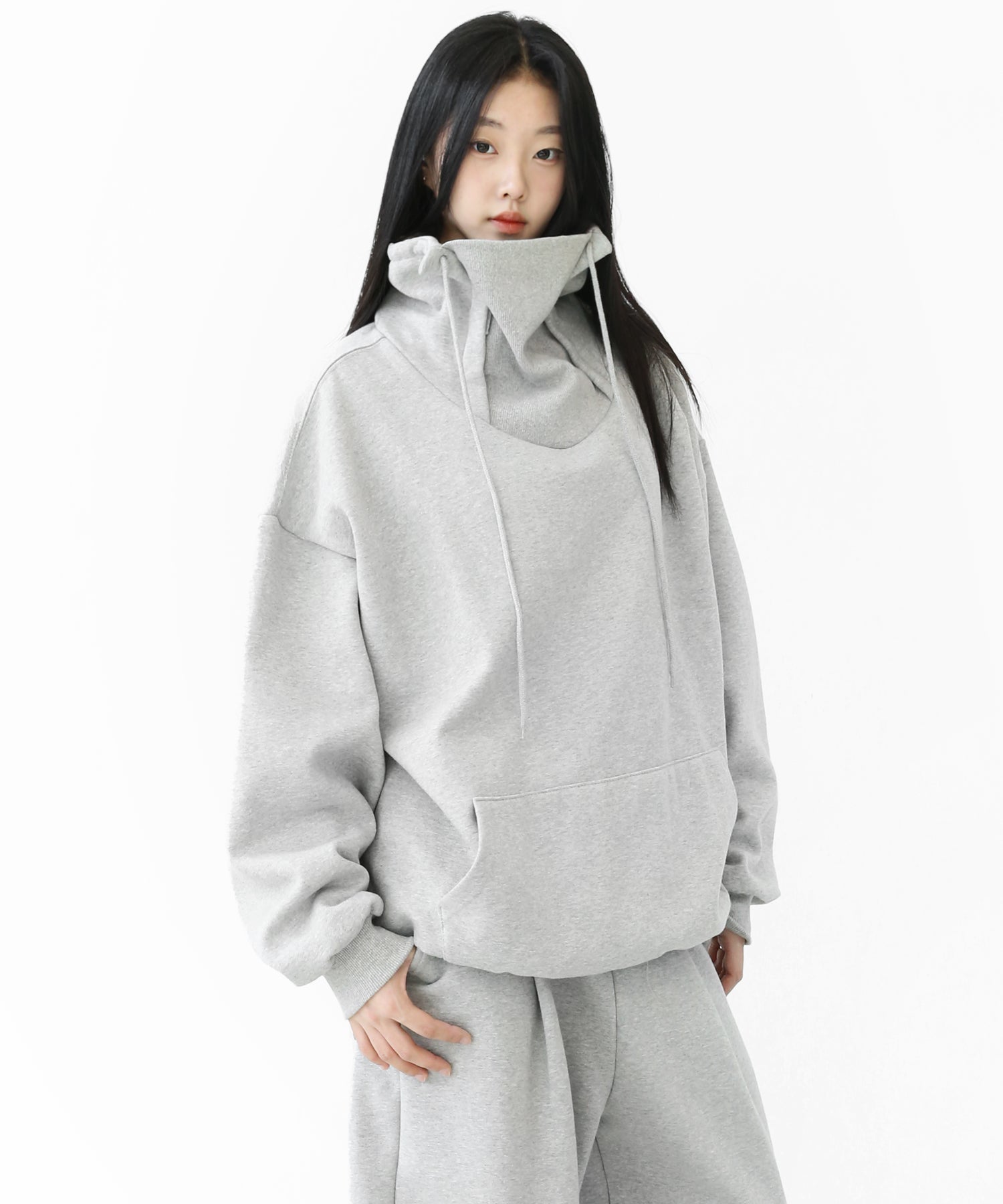 Brushed Volume Neck Sweatshirt